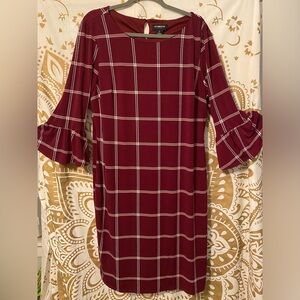 Liz Claiborne Bodycon Bell Sleeve Dress